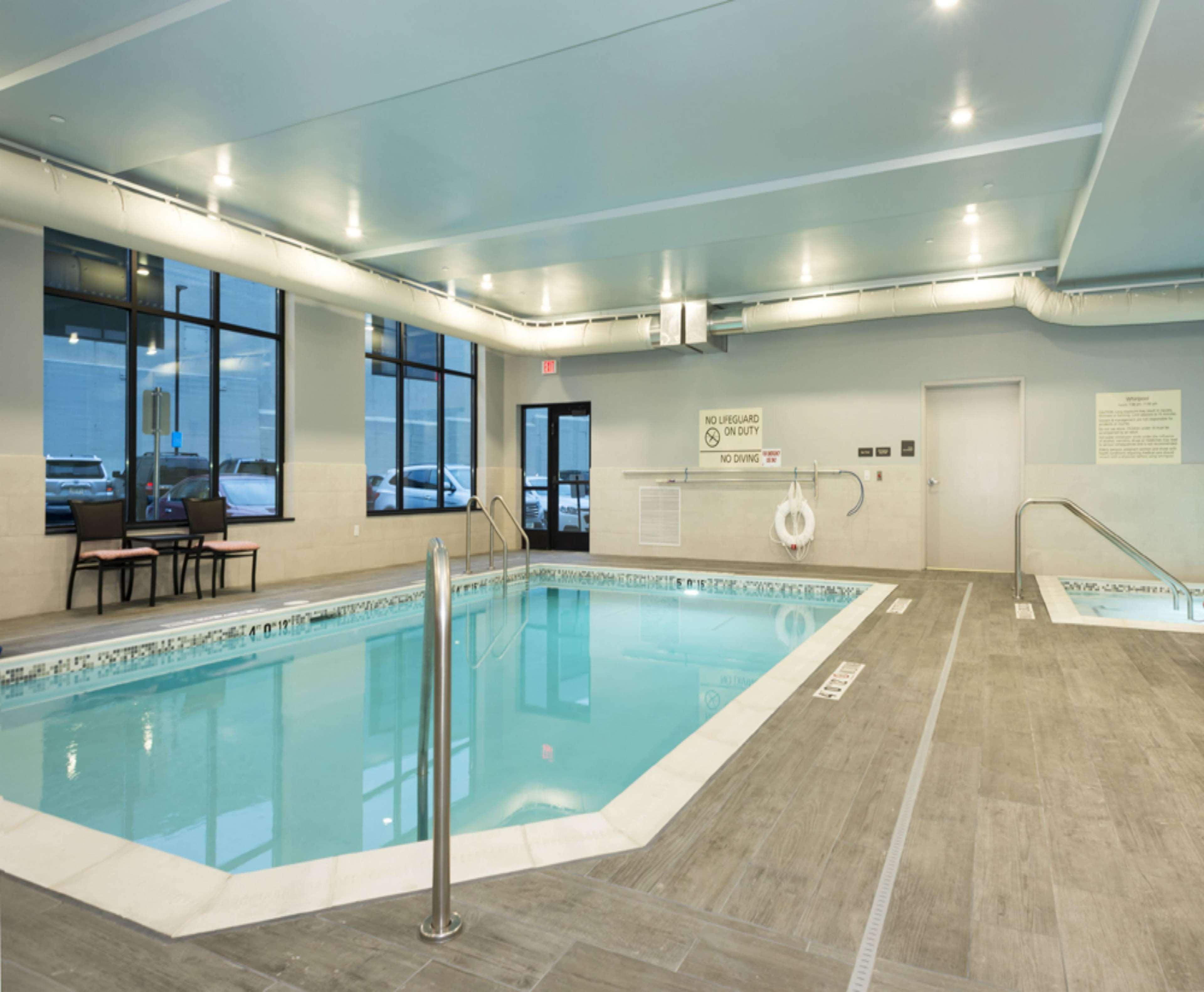 Hampton Inn And Suites Minneapolis University Area, Mn Bagian luar foto
