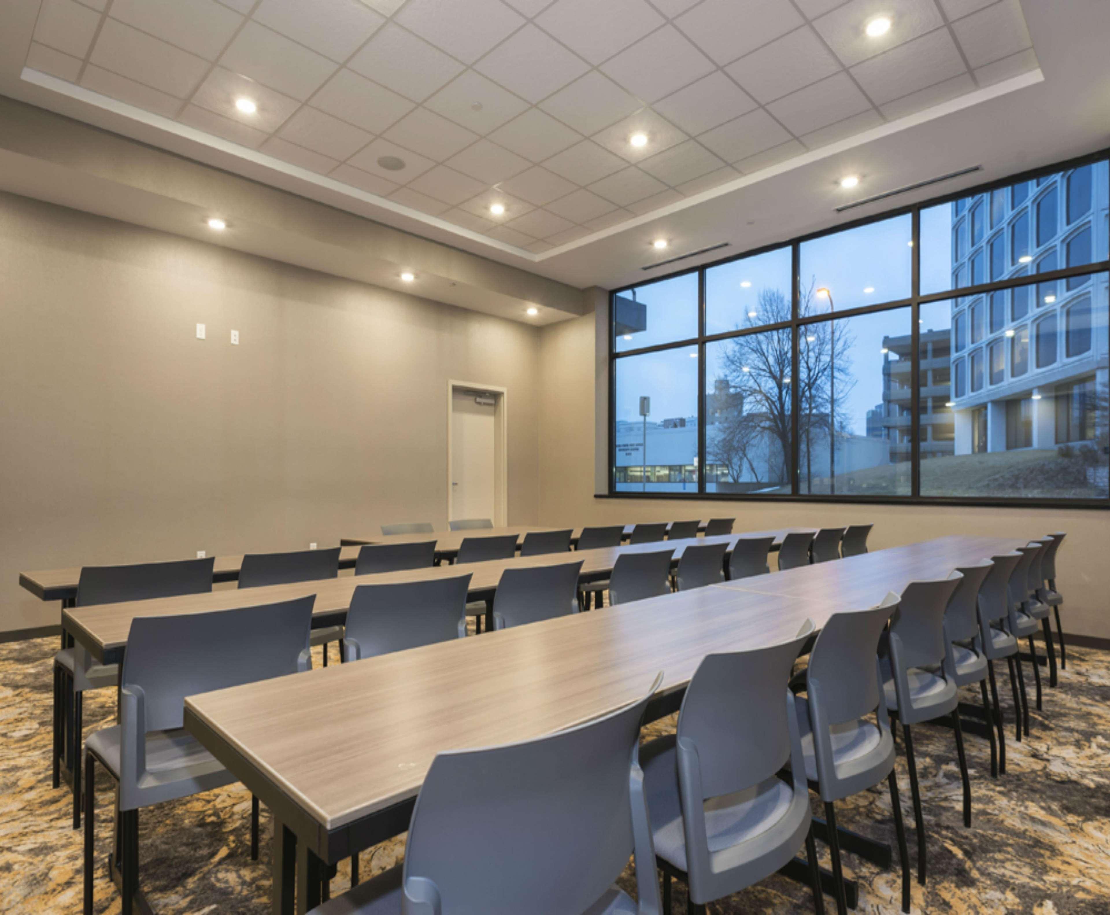 Hampton Inn And Suites Minneapolis University Area, Mn Bagian luar foto