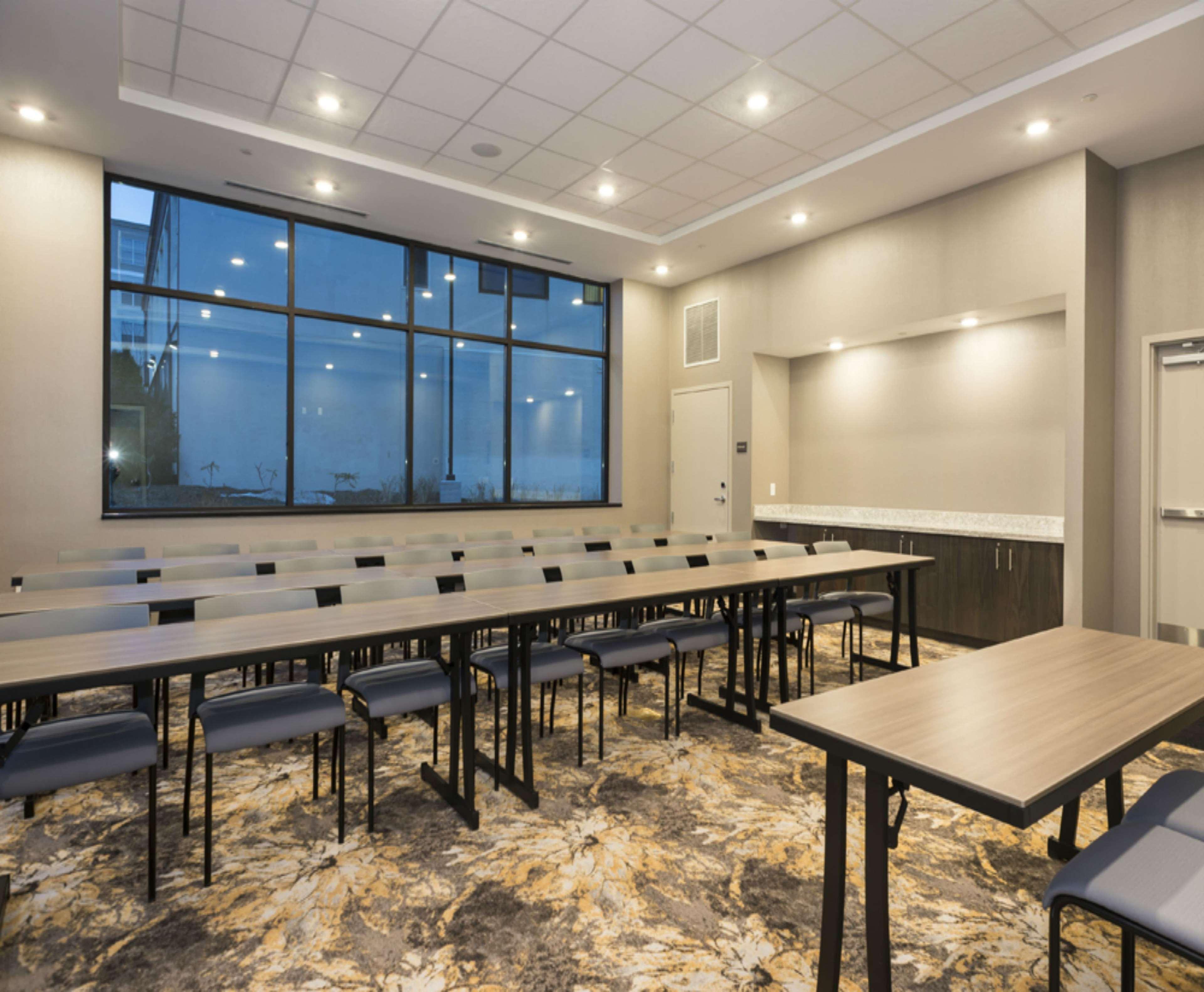 Hampton Inn And Suites Minneapolis University Area, Mn Bagian luar foto